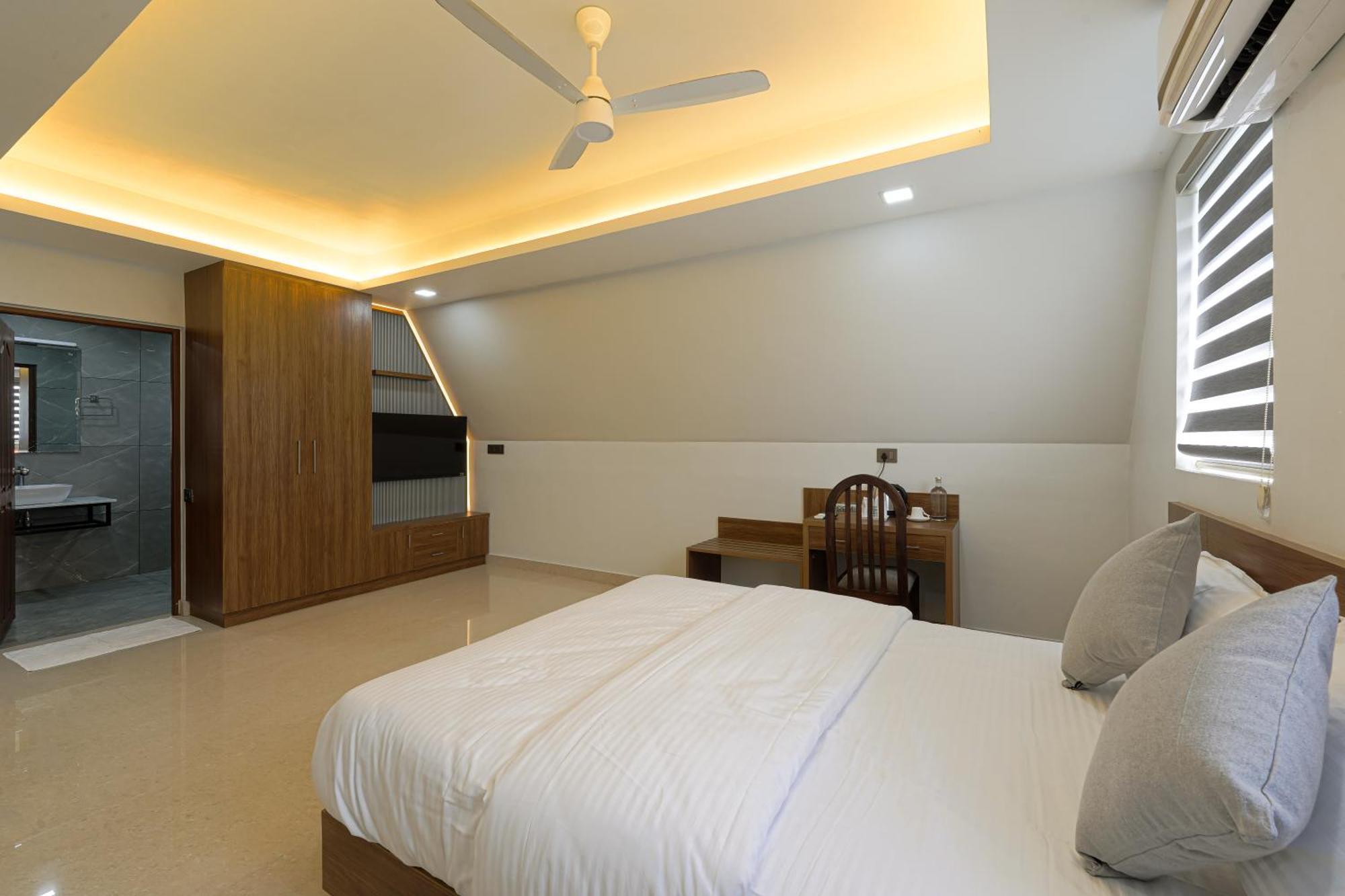 Eve Nest Hotel Kochi Buitenkant foto